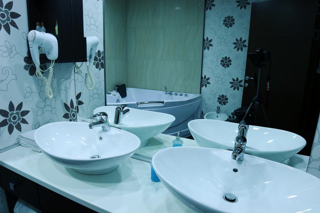 Hotel Jezero Bor Eksteriør bilde