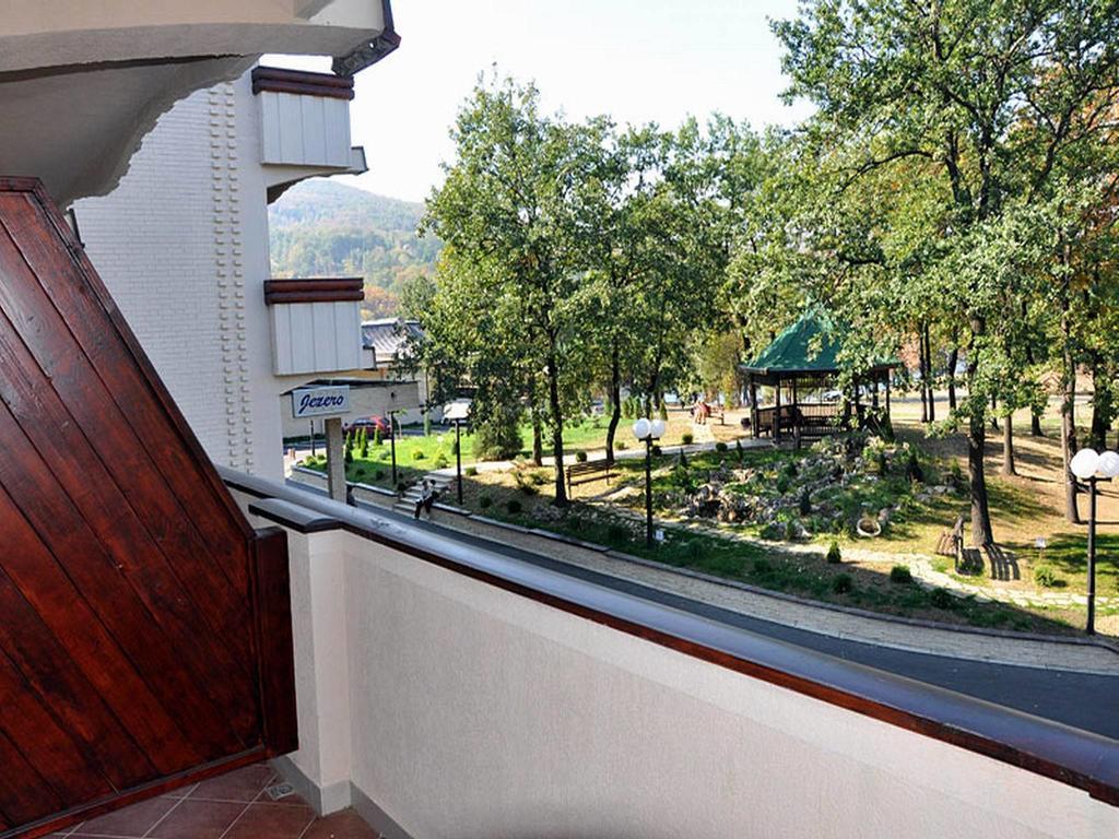Hotel Jezero Bor Eksteriør bilde